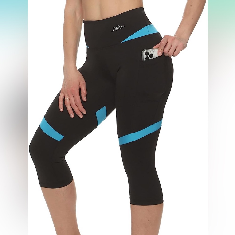 Nirlon Capri Leggings with Pockets -